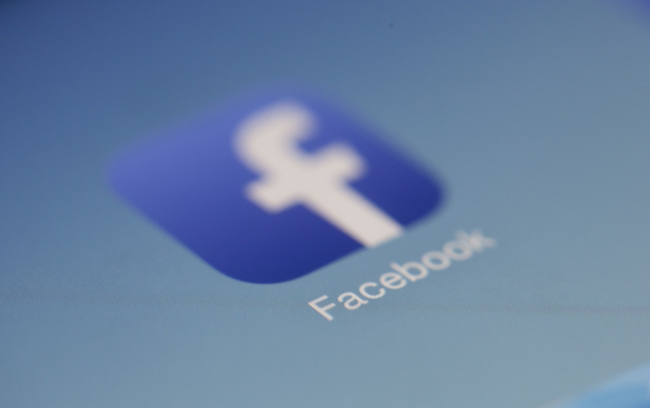 Facebook: Ανασυγκρότηση & αλλαγές για να διασφαλίσει την εμπιστοσύνη